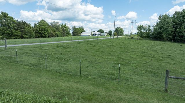 320 Alice Roy Road, Windsor, KY 42565
