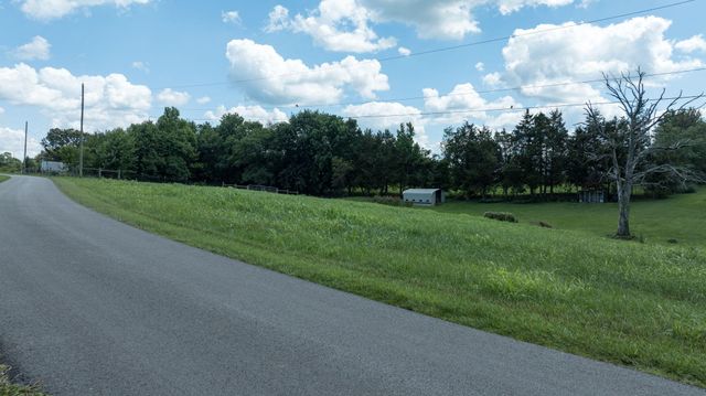 320 Alice Roy Road, Windsor, KY 42565