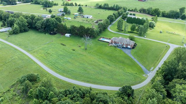 320 Alice Roy Road, Windsor, KY 42565