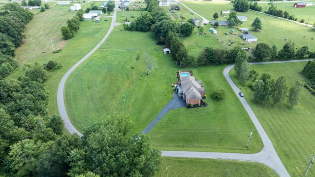 320 Alice Roy Road, Windsor, KY 42565