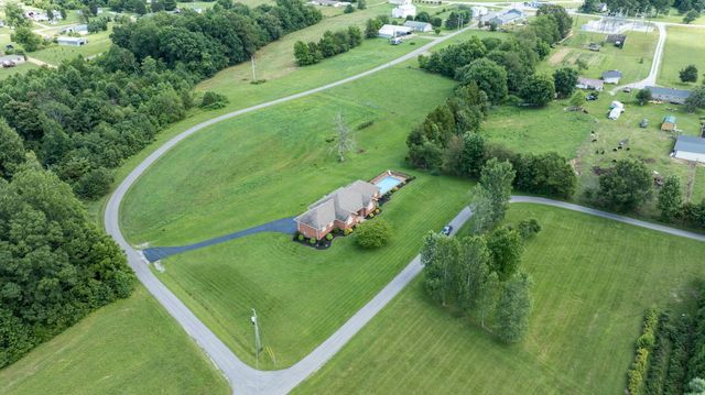 320 Alice Roy Road, Windsor, KY 42565