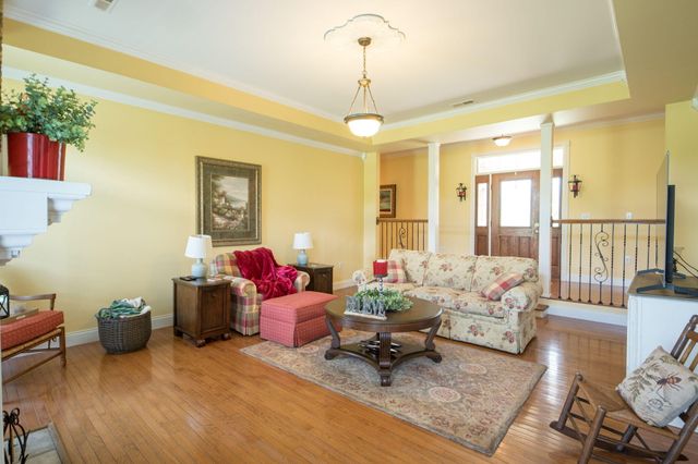 320 Alice Roy Road, Windsor, KY 42565