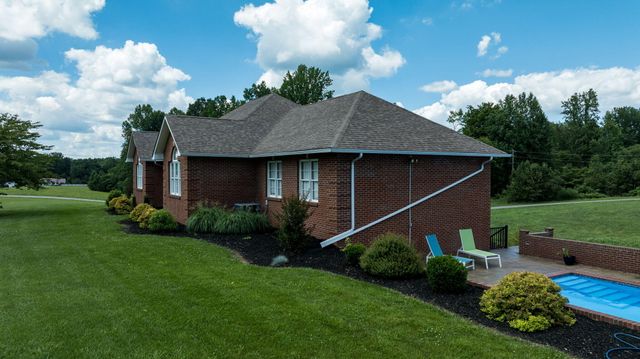 320 Alice Roy Road, Windsor, KY 42565