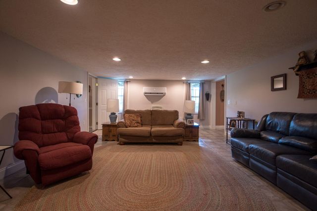 320 Alice Roy Road, Windsor, KY 42565