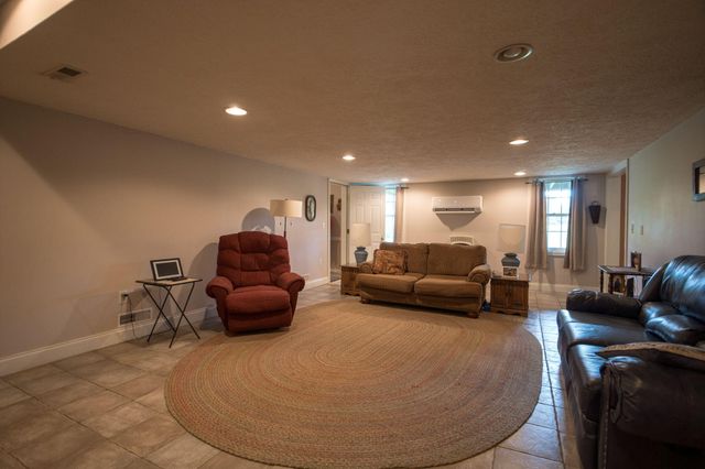 320 Alice Roy Road, Windsor, KY 42565