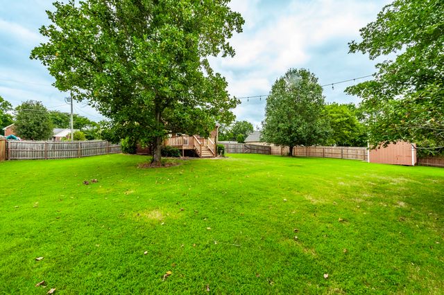 117 Waterford Way, Hendersonville, TN 37075