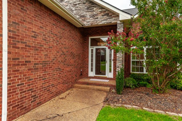 117 Waterford Way, Hendersonville, TN 37075