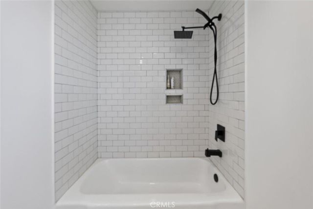 16003 Dearborn Street, North Hills, CA 91343
