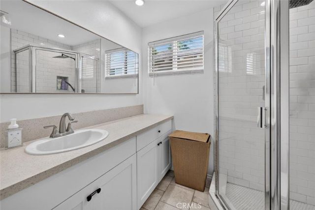16003 Dearborn Street, North Hills, CA 91343