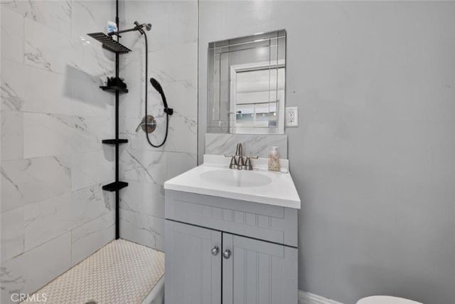 16003 Dearborn Street, North Hills, CA 91343
