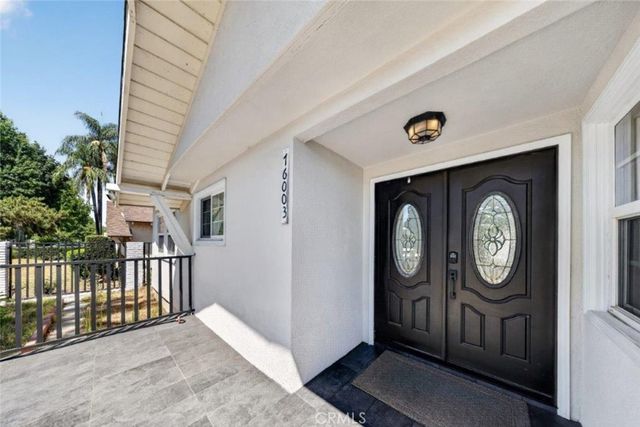 16003 Dearborn Street, North Hills, CA 91343