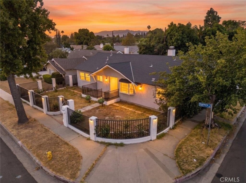 16003 Dearborn Street, North Hills, CA 91343