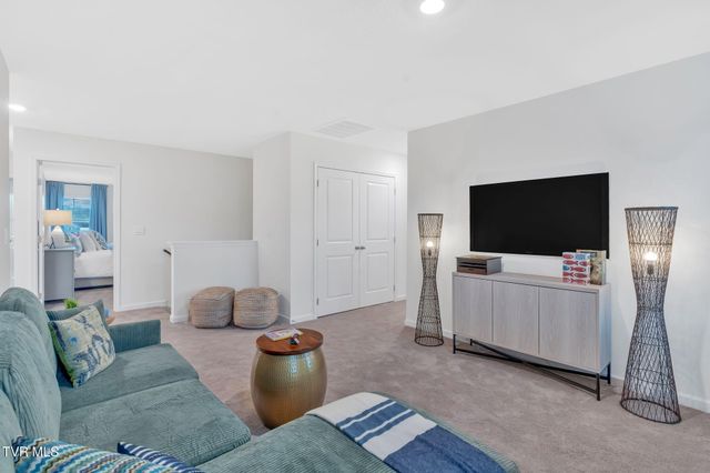 72 Ollie Street, Johnson City, TN 37615