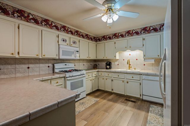 8901 Dawn Drive, Mabelvale, AR 72103