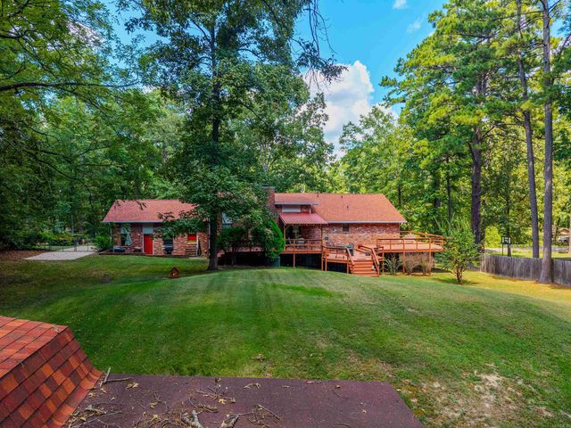 8901 Dawn Drive, Mabelvale, AR 72103