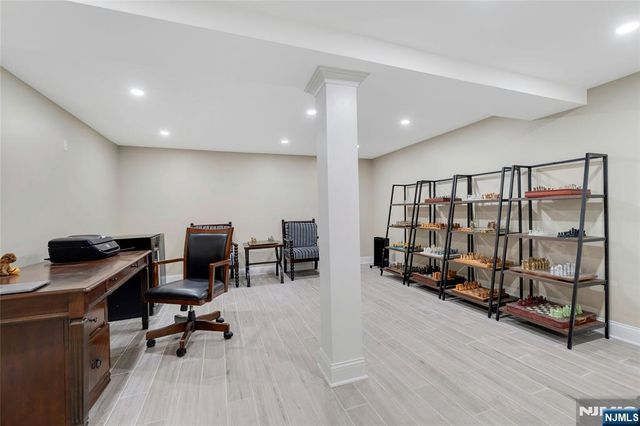 137 Lincoln Place, Waldwick, NJ 07463