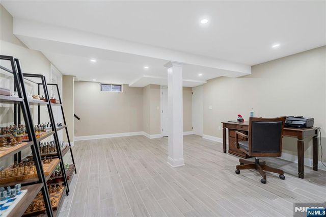 137 Lincoln Place, Waldwick, NJ 07463