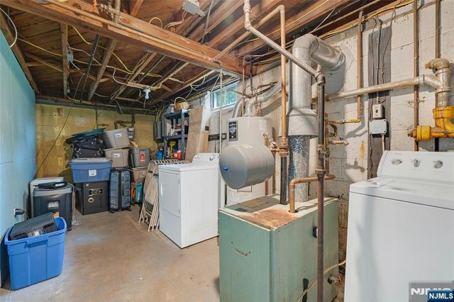 137 Lincoln Place, Waldwick, NJ 07463