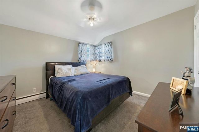 137 Lincoln Place, Waldwick, NJ 07463