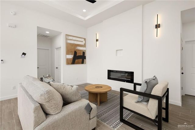 1011 Altuve Drive, Edinburg, TX 78541