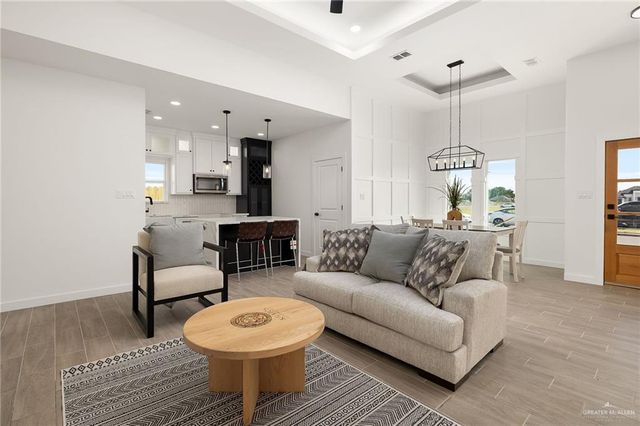 1011 Altuve Drive, Edinburg, TX 78541