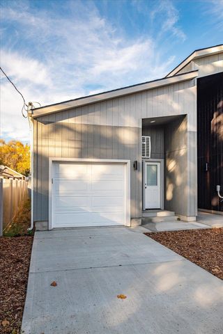 2017 W Nora Ave, Spokane, WA 99205