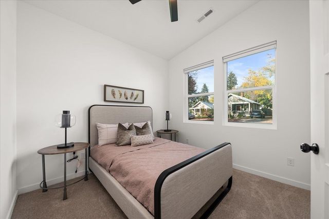 2017 W Nora Ave, Spokane, WA 99205