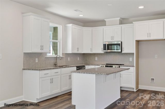 618 Central Drive 1, Statesville, NC 28677