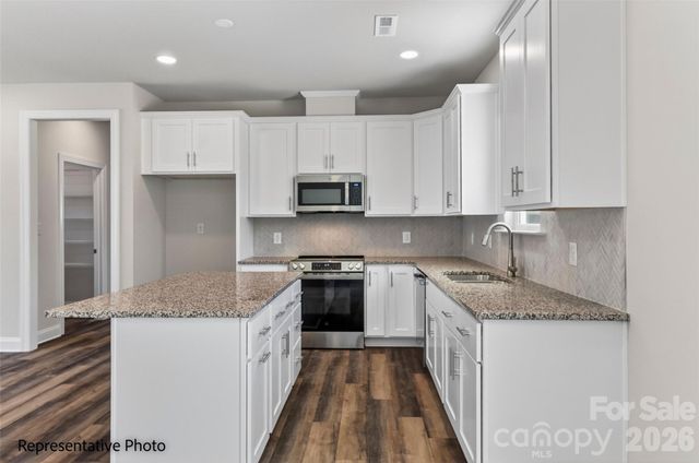 618 Central Drive 1, Statesville, NC 28677