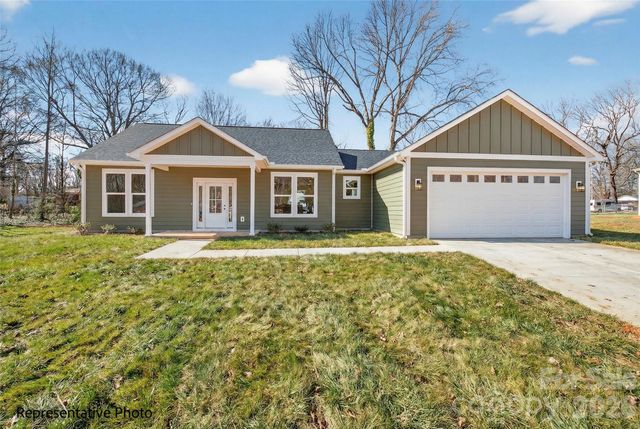 618 Central Drive 1, Statesville, NC 28677