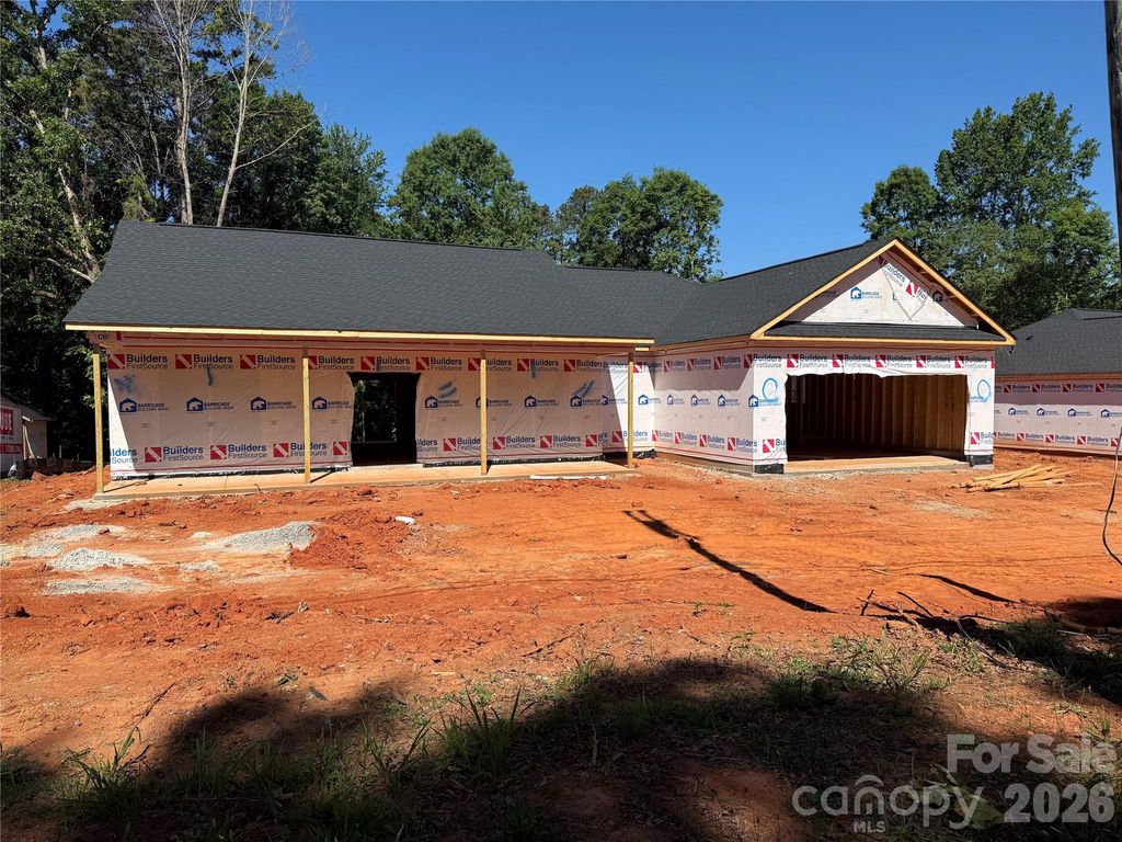 618 Central Drive 1, Statesville, NC 28677