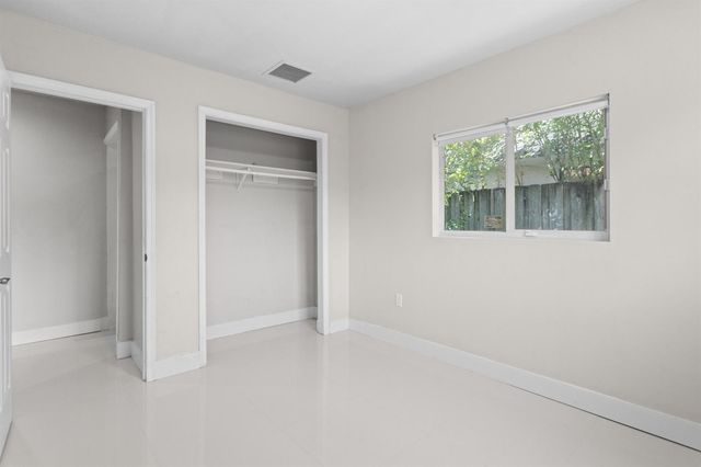 1519-1521 NW 8th Avenue, Fort Lauderdale, FL 33311