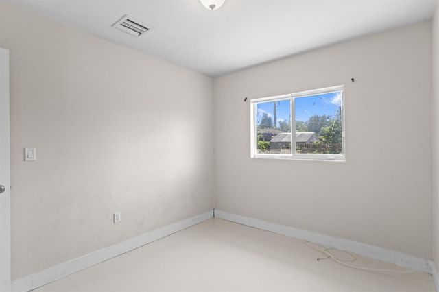 1519-1521 NW 8th Avenue, Fort Lauderdale, FL 33311