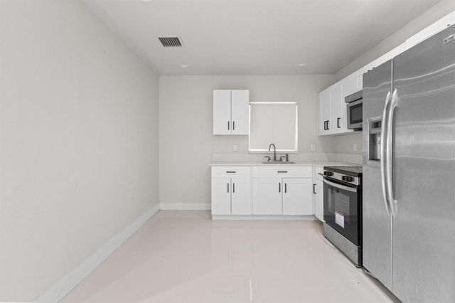 1519-1521 NW 8th Avenue, Fort Lauderdale, FL 33311