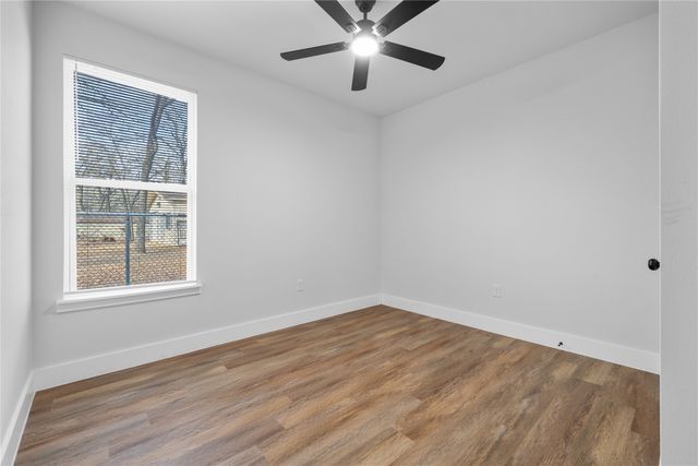 120 Red Bird Lane, Mabank, TX 75156