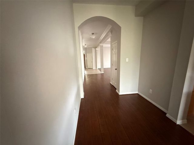 18419 S Raven Shore Drive, Cypress, TX 77433