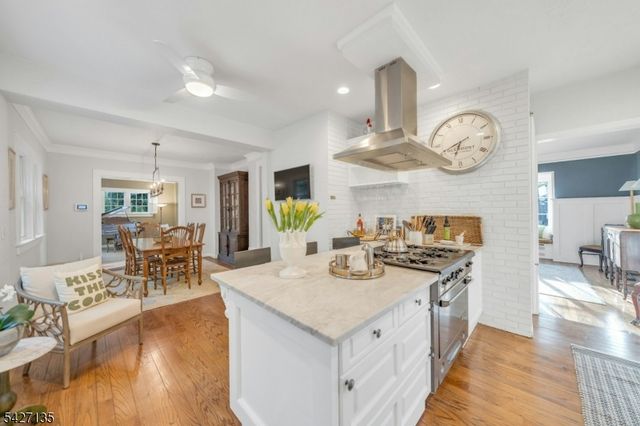 37 Afterglow Avenue, Verona Twp., NJ 07044