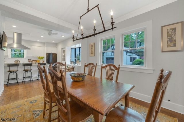 37 Afterglow Avenue, Verona Twp., NJ 07044