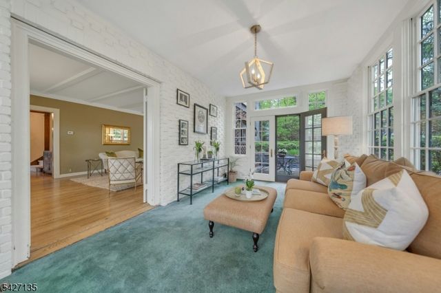37 Afterglow Avenue, Verona Twp., NJ 07044