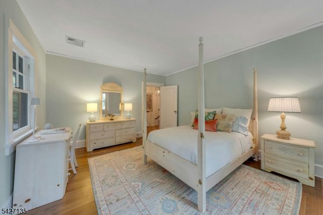 37 Afterglow Avenue, Verona Twp., NJ 07044