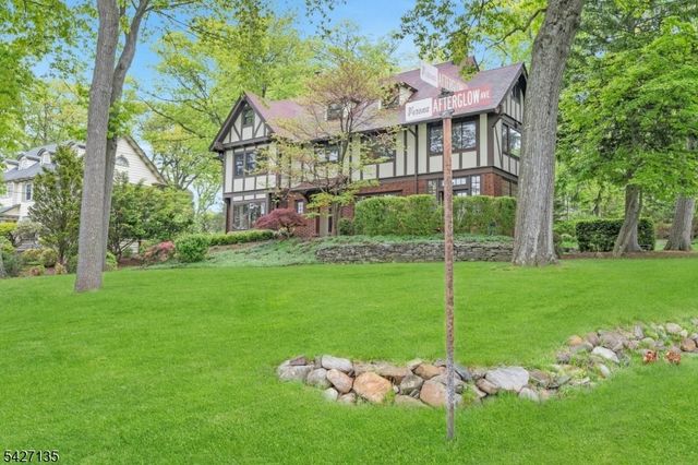 37 Afterglow Avenue, Verona Twp., NJ 07044