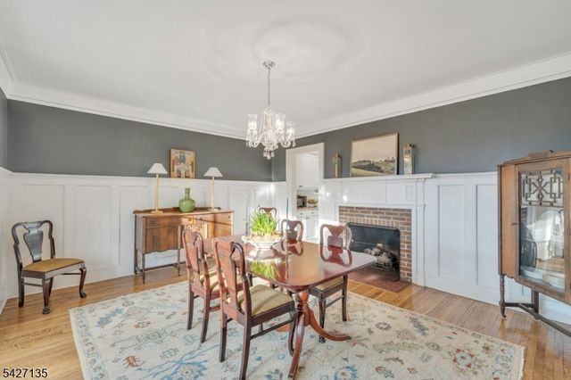 37 Afterglow Avenue, Verona Twp., NJ 07044