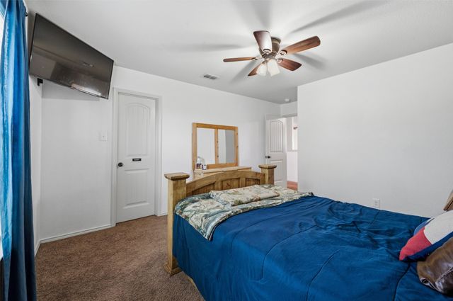 2904 Big Horn Bluff Court, Fort Worth, TX 76108