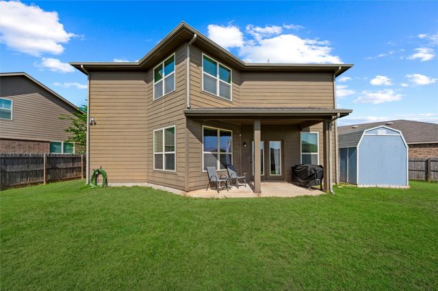 2904 Big Horn Bluff Court, Fort Worth, TX 76108