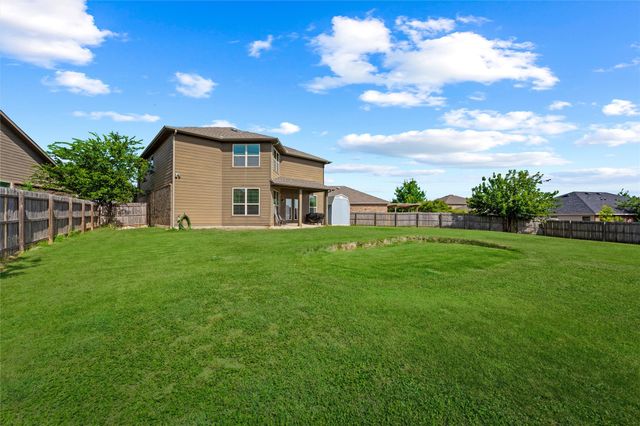 2904 Big Horn Bluff Court, Fort Worth, TX 76108