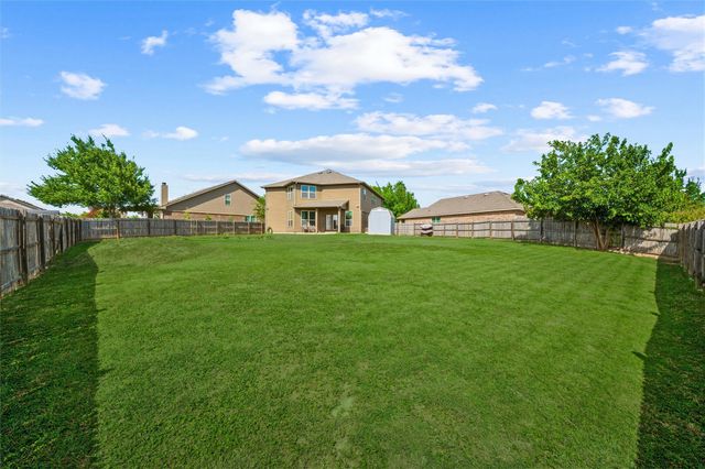 2904 Big Horn Bluff Court, Fort Worth, TX 76108