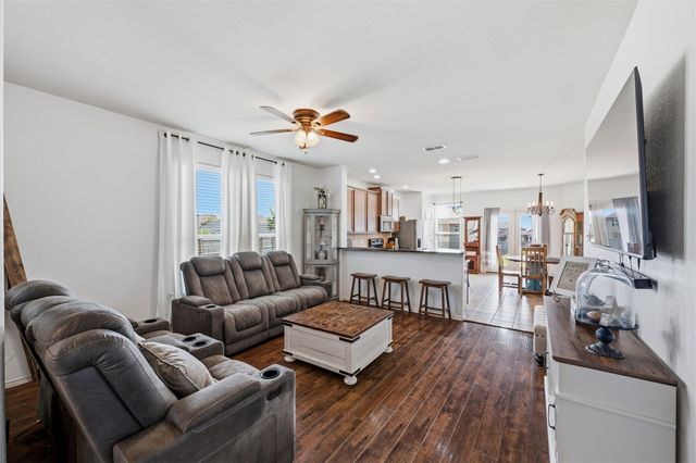 2904 Big Horn Bluff Court, Fort Worth, TX 76108