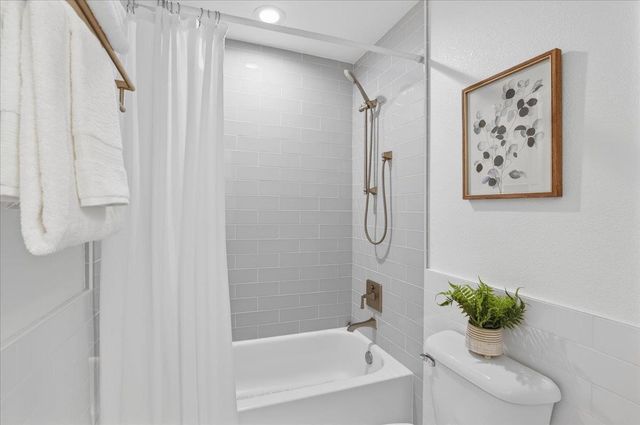 19135 Chinook Court, Morgan Hill, CA 95037