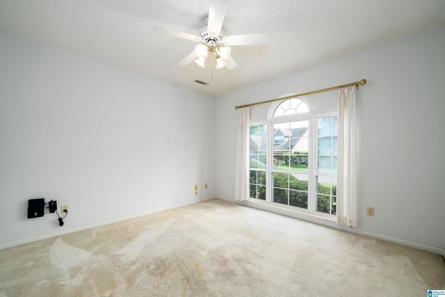 4026 SADDLE RUN CIRCLE, Pelham, AL 35124