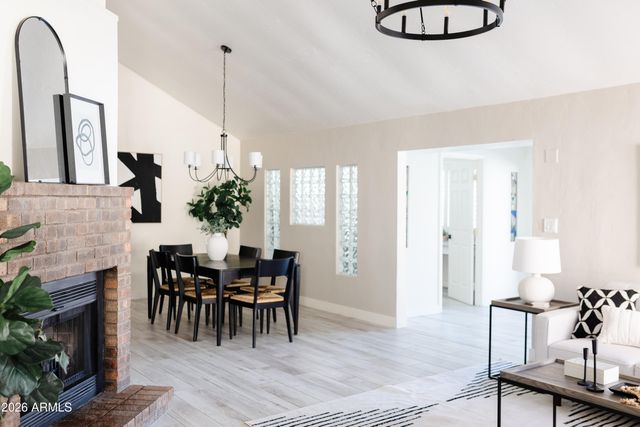 720 N HAZELTON Drive, Chandler, AZ 85226